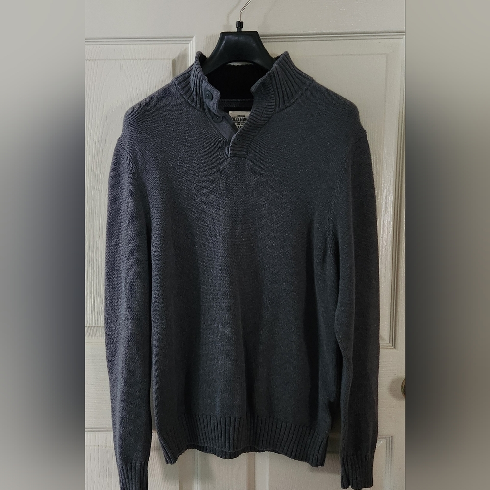 Old Navy Men's Sweater
